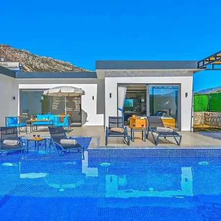 Bezirgan 2 Bedroom Secluded With Private Pool Hot Tub * كالكان