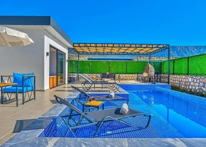 Bezirgan 2 Bedroom Secluded With Private Pool Hot Tub * كالكان