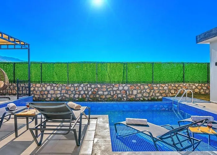 Bezirgan 2 Bedroom Secluded With Private Pool Hot Tub * كالكان