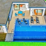 Bezirgan 2 Bedroom Secluded With Private Pool Hot Tub Villa Kalkan