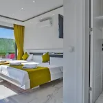 Bezirgan 2 Bedroom Secluded With Private Pool Hot Tub *