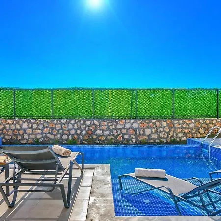 Bezirgan 2 Bedroom Secluded With Private Pool Hot Tub * كالكان