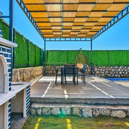 Villa Bezirgan 2 Bedroom Secluded With Private Pool Hot Tub *