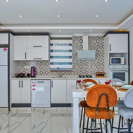 Bezirgan 2 Bedroom Secluded With Private Pool Hot Tub Villa Kalkan