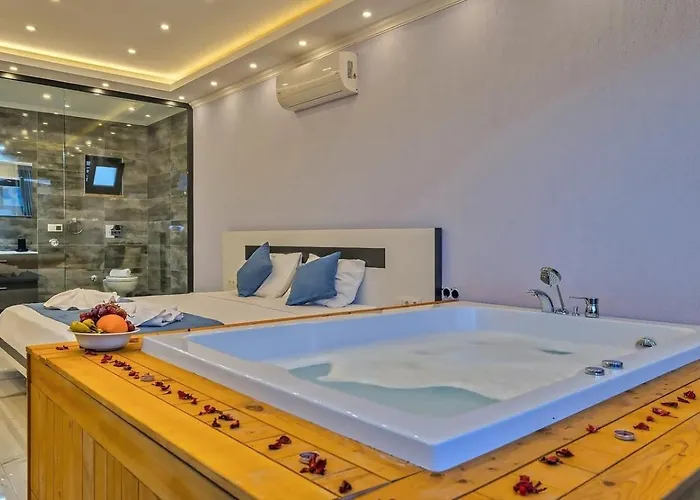 Bezirgan 2 Bedroom Secluded With Private Pool Hot Tub Villa *